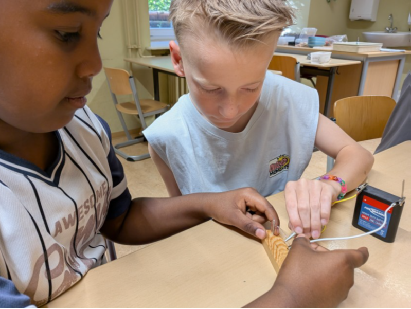 Kleine Forscher in der Schillerschule in Mainz